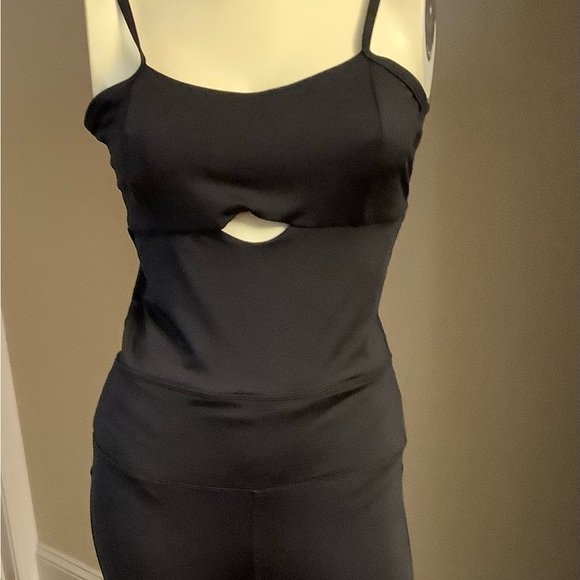 Secret Love:Size L
Black Jumpsuit Adjustable Straps
Tie Back - Picture 2 of 10